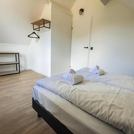 Detached Near Nijmegen Сasa de vacaciones *